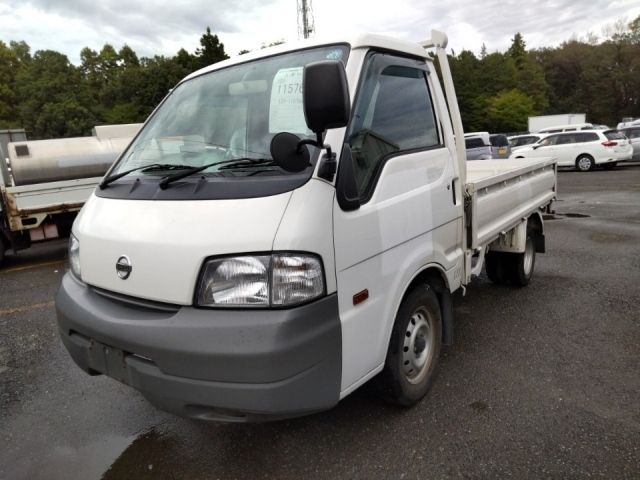 11576 Nissan Vanette truck SKP2TN 2015 г. (LUM Tokyo Nyusatsu)